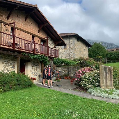Casa Rural Etxegorri Orozko Esterno foto